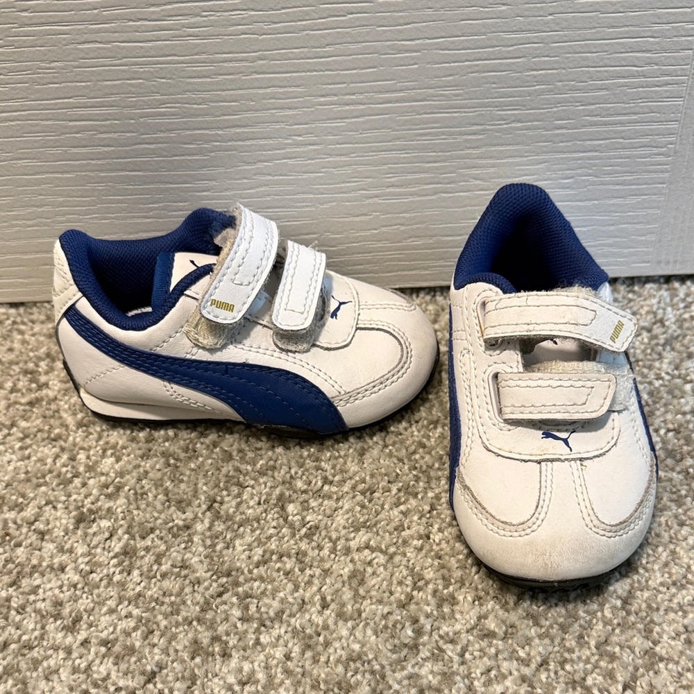 PUMA Infant White and Navy Sneakers